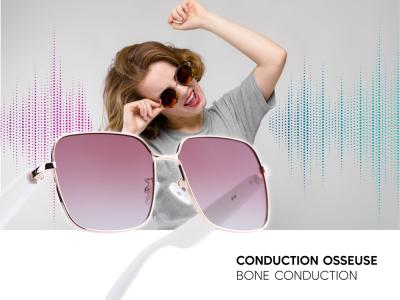 Lunettes connectées Mogie. - Modèle Nyra - Branches blanches avec monture or rose et verres solaires polarisés