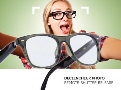 Lunettes connectées Mogie. - Modèle Sirius - Branches noires avec monture verte et verres photochromiques