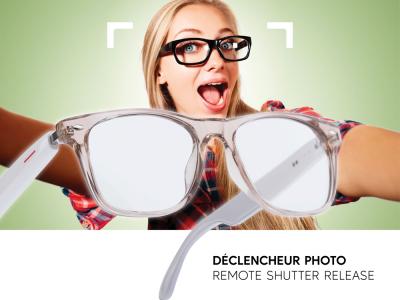 Lunettes connectées Mogie. - Modèle Sirius - Branches blanches avec monture champagne et verres photochromiques